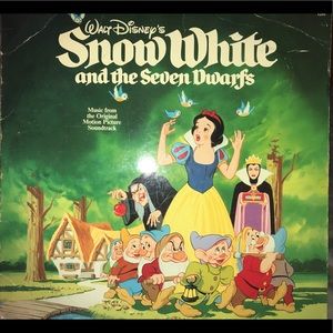 Vintage Snow White Vinyl